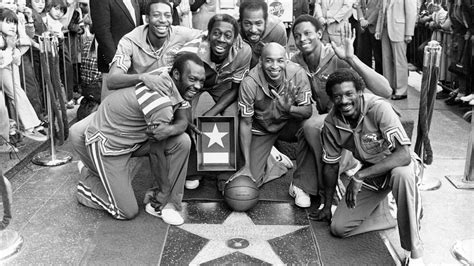 Harlem Globetrotters legend Larry “Gator” Rivers dies at 73